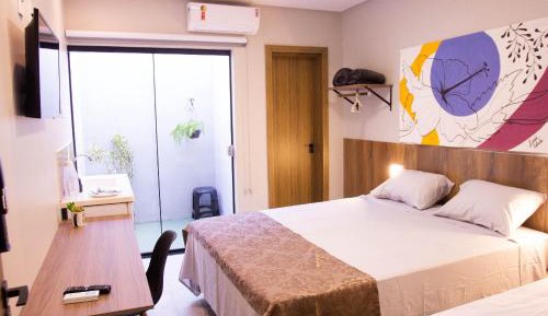 Deluxe Queen Room