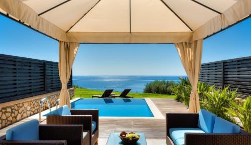 Traditional Villa with Private Pool