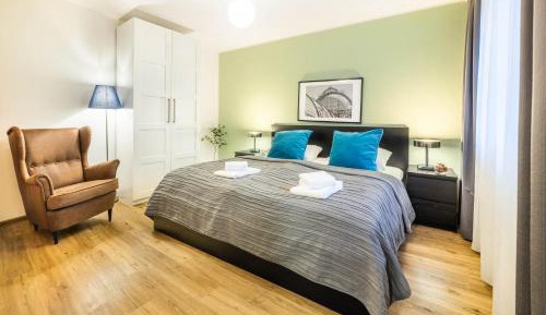 Deluxe 1-Bedroom Balcony