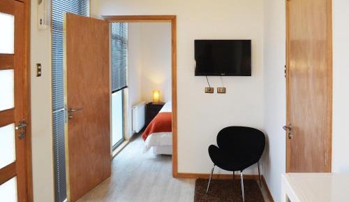 One-Bedroom Apartment with Double Bed (1-2 Adults)