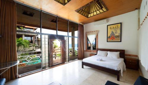 Deluxe One-Bedroom Honeymoon Cottage