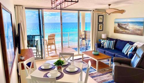 Family Room with Sea View