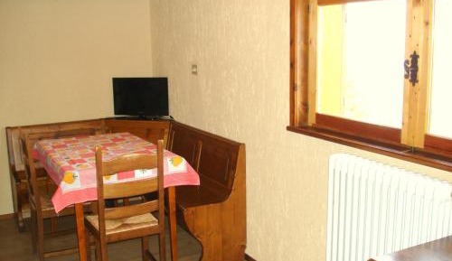Two-Bedroom Apartment with Garden View