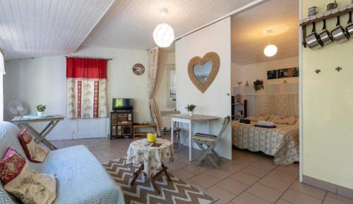 One-Bedroom House
