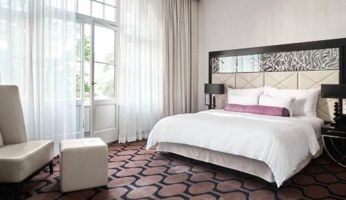 Superior Room, 1 King, Balcony