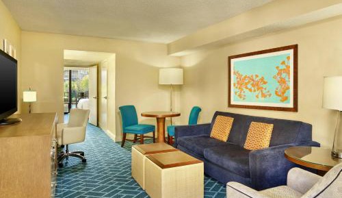 One-Bedroom Suite with Two Double Beds and Sofa Bed - Pool View