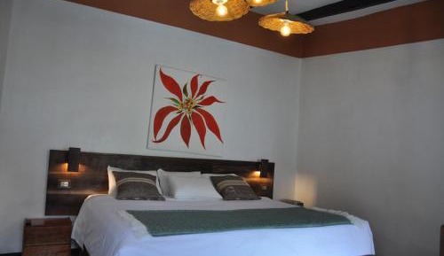Suite with Garden View