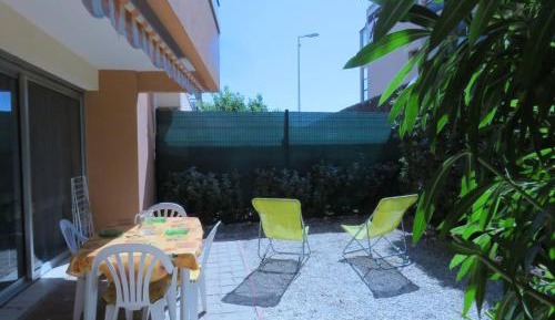 Apartment (4 Adults)
