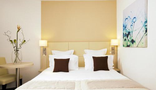 Business offer: Studio with Breakfast and parking included