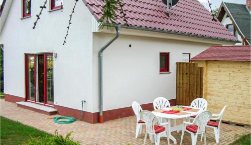 Two-Bedroom Holiday Home