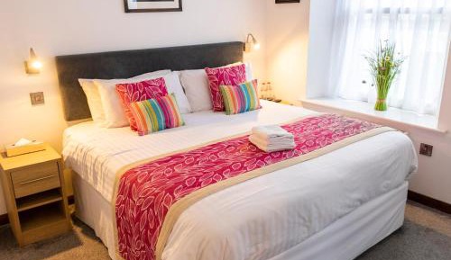 Large Double or Twin Room