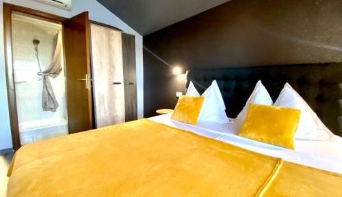 Double Room with Balcony and Sea View