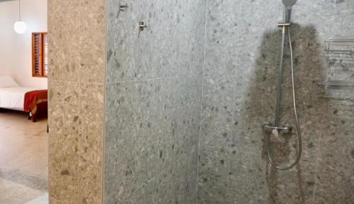 Standard Double Room with Shared Bathroom