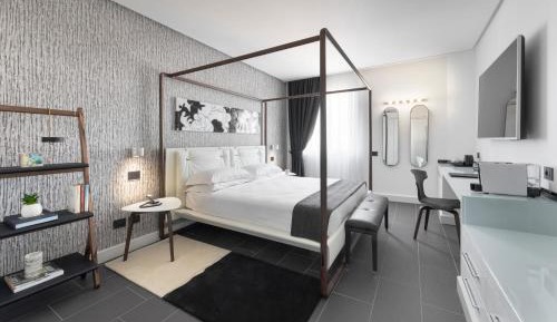 Deluxe Suite with Private SPA