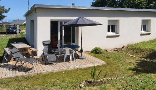 Three-Bedroom Holiday Home 
