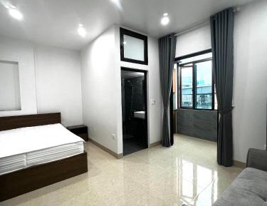 Deluxe Studio