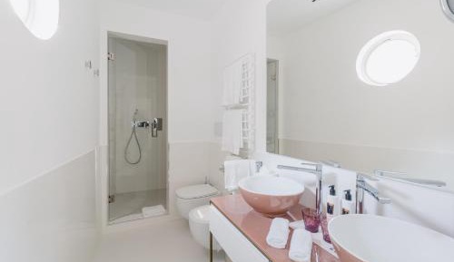 Suite with Spa Bath