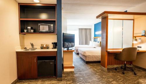 Queen Suite with Two Queen Beds and Sofa Bed