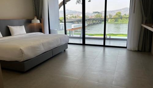 Deluxe Double Room with Bath