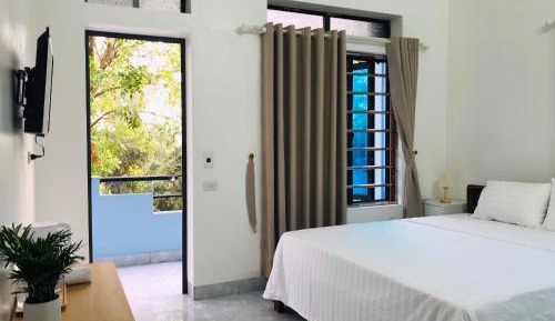 King Room with Balcony