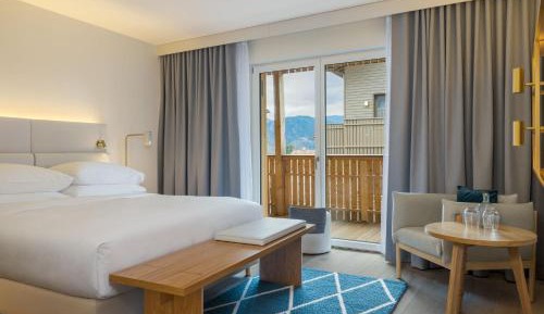 Selig King Room