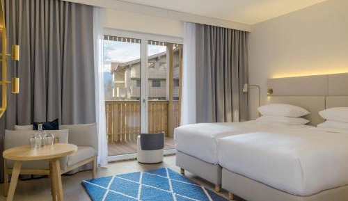 Selig Twin Room