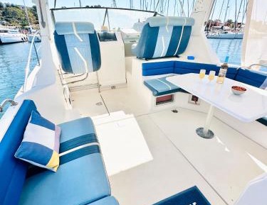 Boat (6 people)