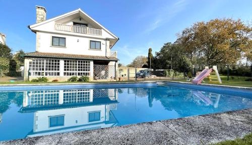 Six-Bedroom House