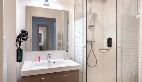 One-Bedroom Apartment (4 Adults)