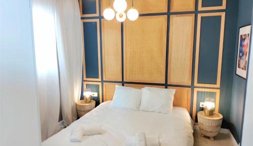 Deluxe Queen Suite