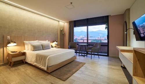 Junior Suite with Balcony