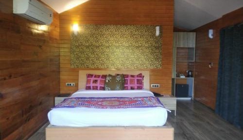 Double Room with Pool View