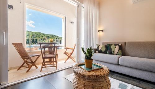 Apartment - Split Level