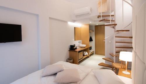 Deluxe Suite with Sea View