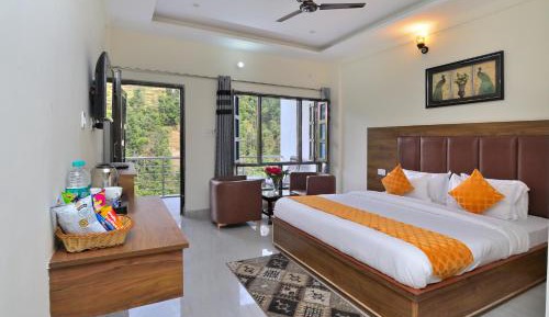 Super Deluxe Room With Balcony - View of Valleys and Mountains