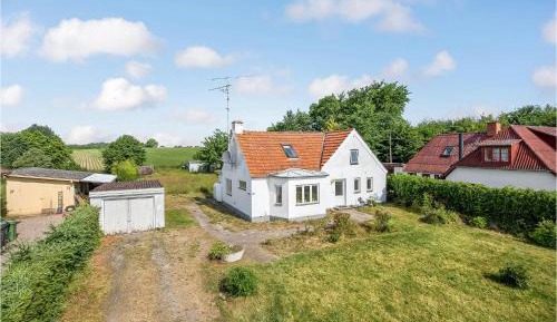 Two-Bedroom Holiday Home