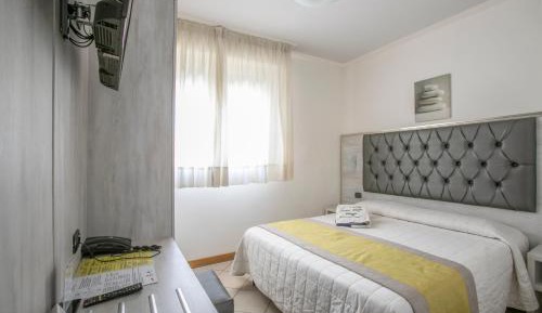 Small Double or Twin Room