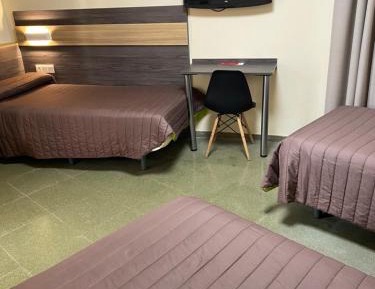 Basic Triple Room
