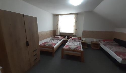 Triple Room with Private Bathroom
