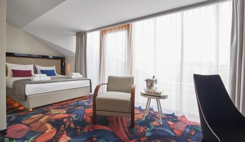 Superior Queen Room