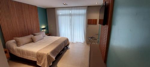 Suite with Hot Tub