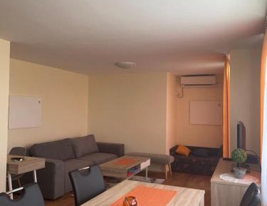 One-Bedroom Apartment with Balcony