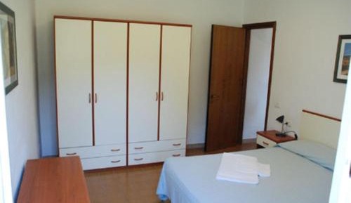 One-Bedroom Apartment (4 Adults)
