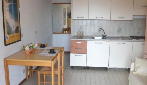 Studio (2 Adults)