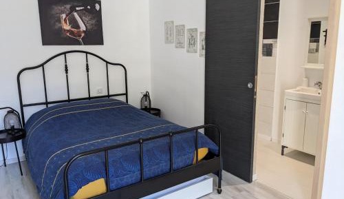 Double Room with Private Bathroom