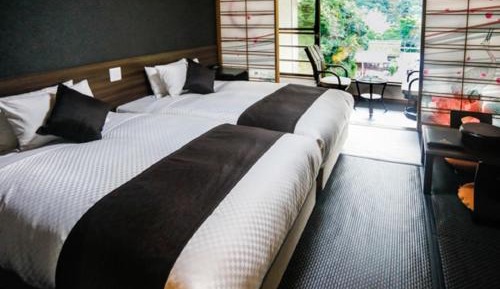 Deluxe Modern Japanese-Style Room with Open-Air Cypress Bath and Private Terrace - Non-Smoking