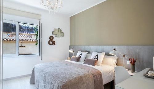 Three-Apartment with Balcony