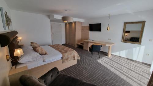 Superior King Room with Balcony and Sea View - Dependence