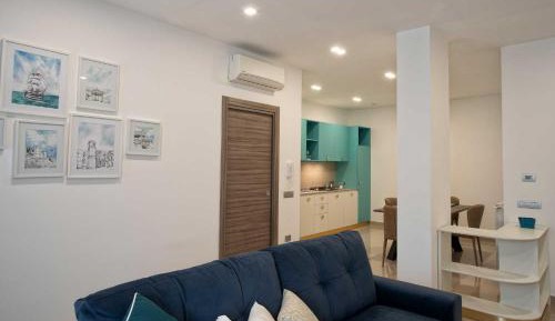 Classic Apartment side sea view