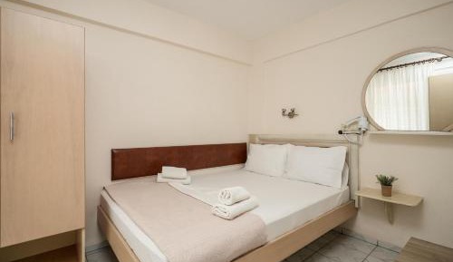 Apartment with Side Sea View